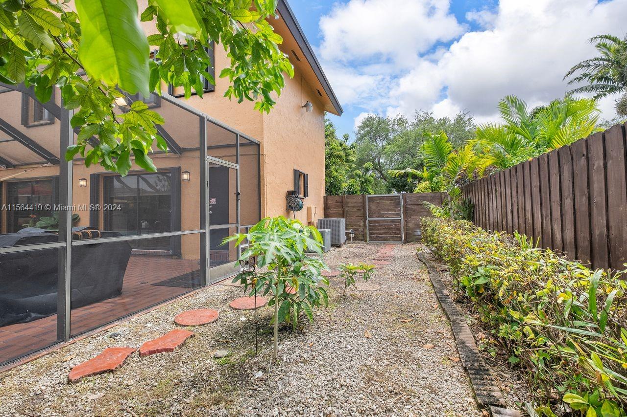 14271 SW 106th Ter