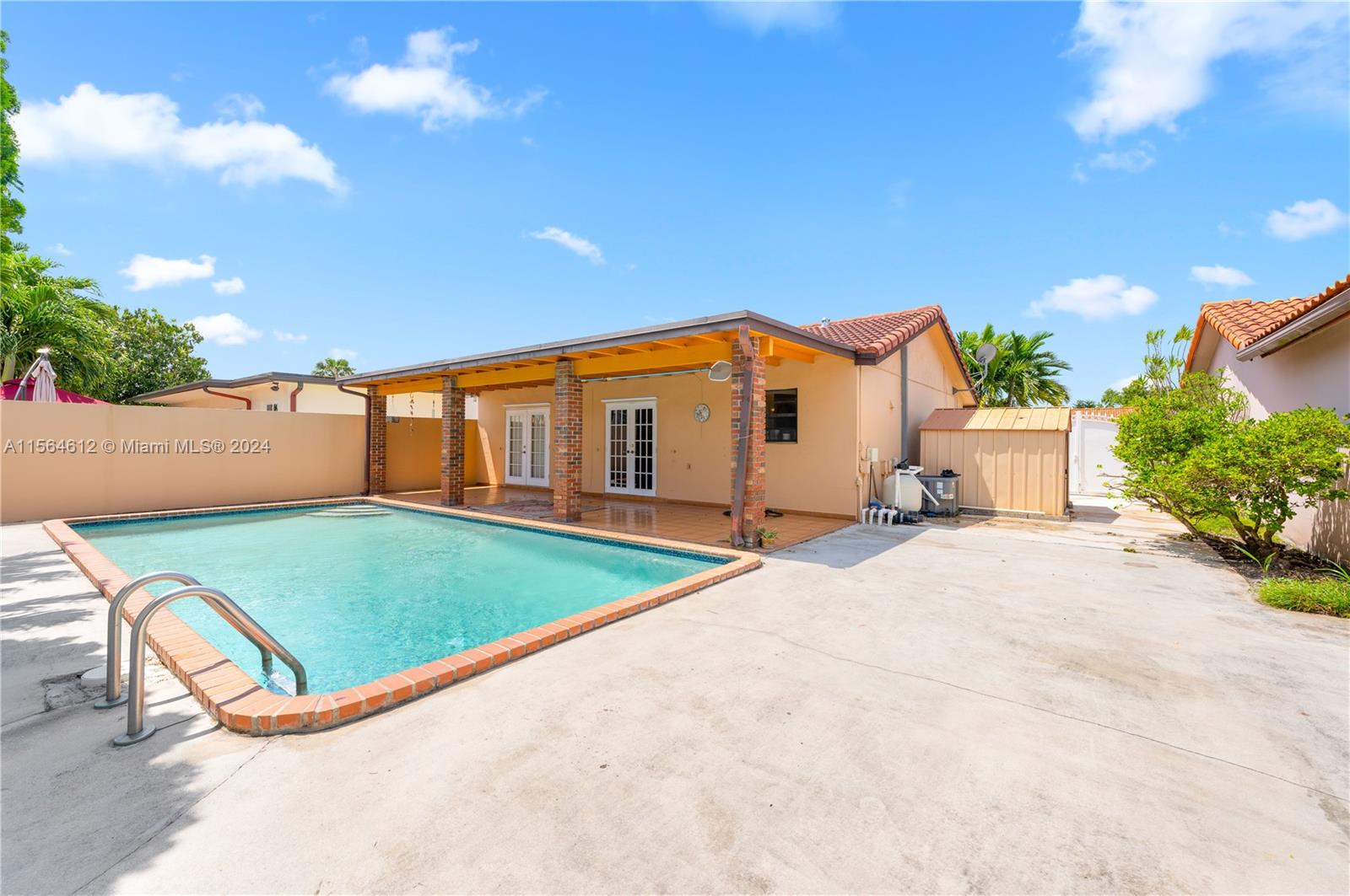 1521 SW 138th Ave