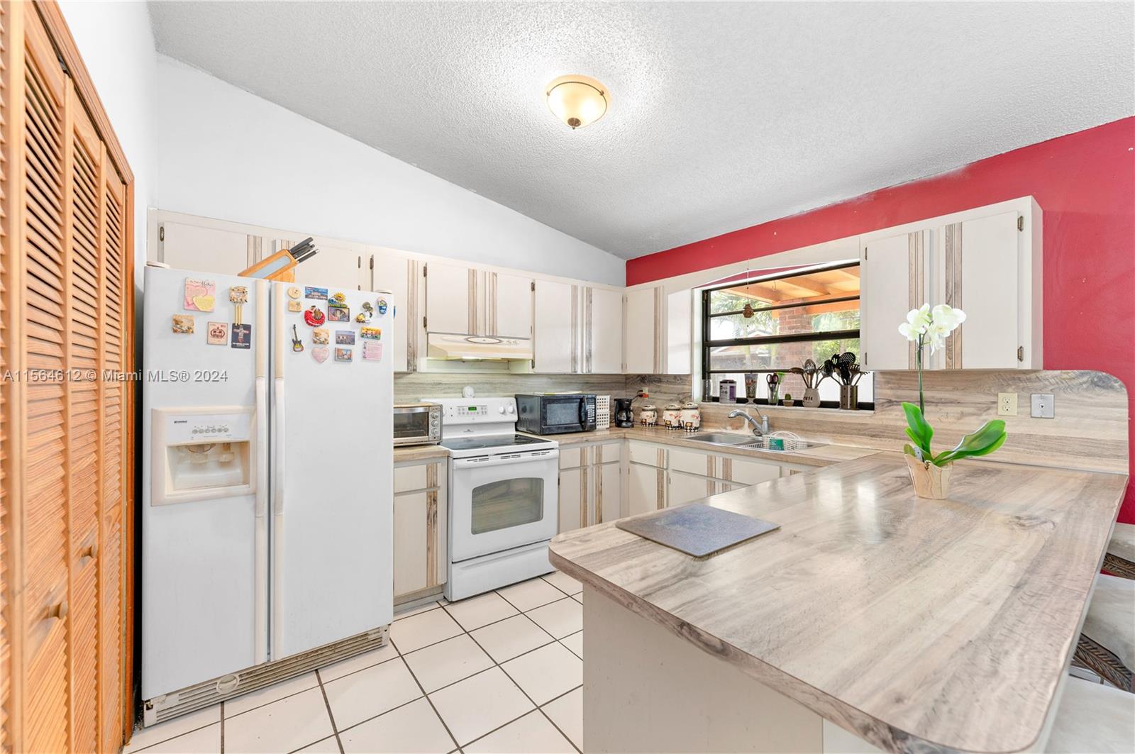 1521 SW 138th Ave