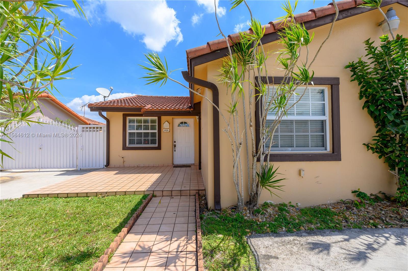 1521 SW 138th Ave