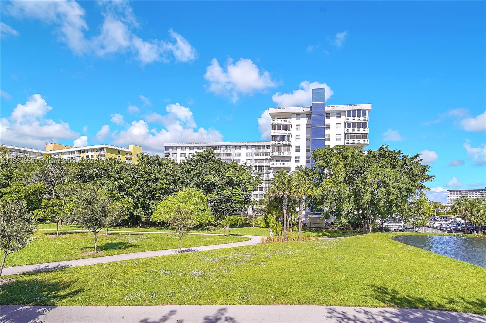 4350 Hillcrest Dr # 120