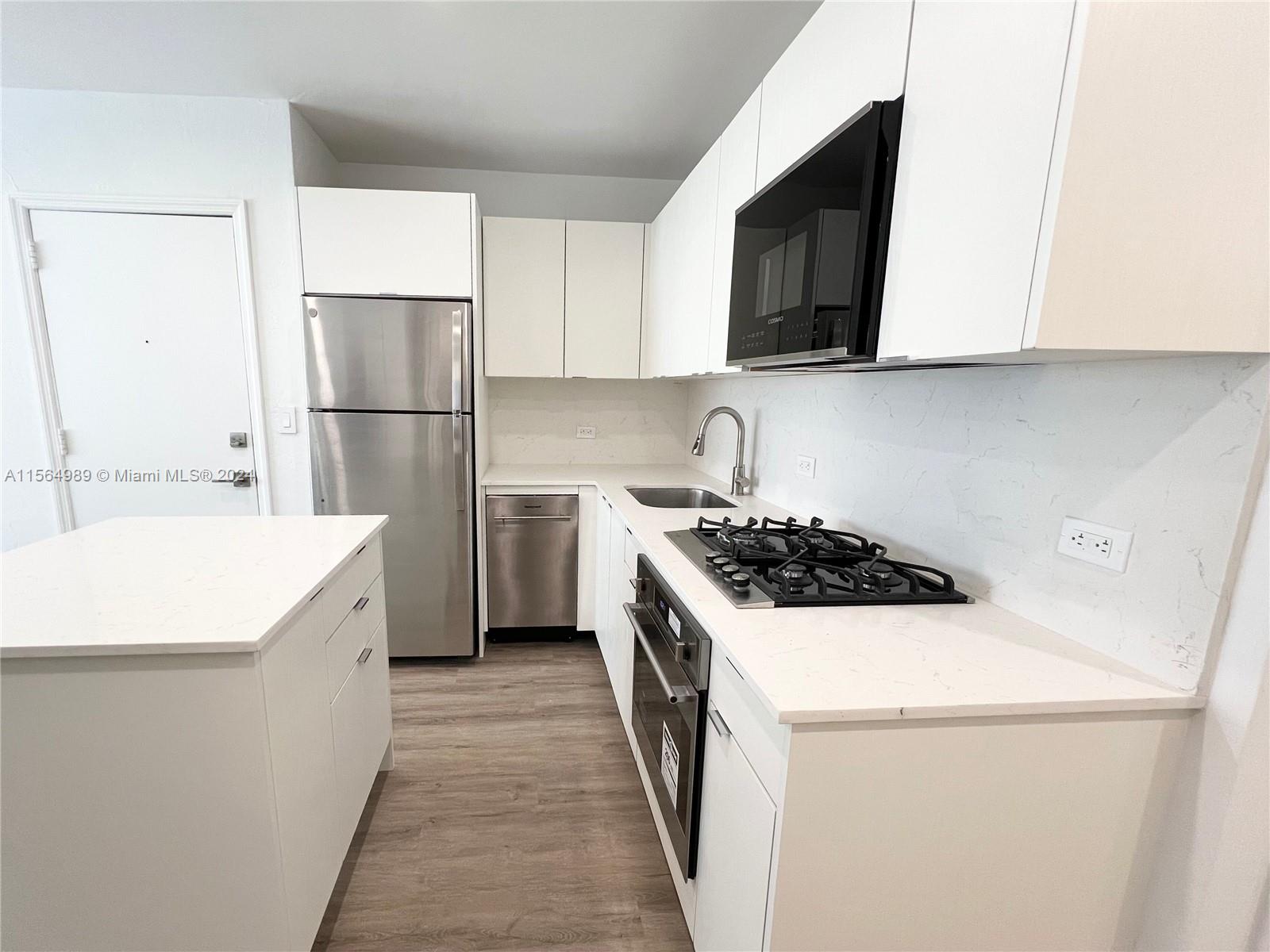 1407 Meridian Ave # 4