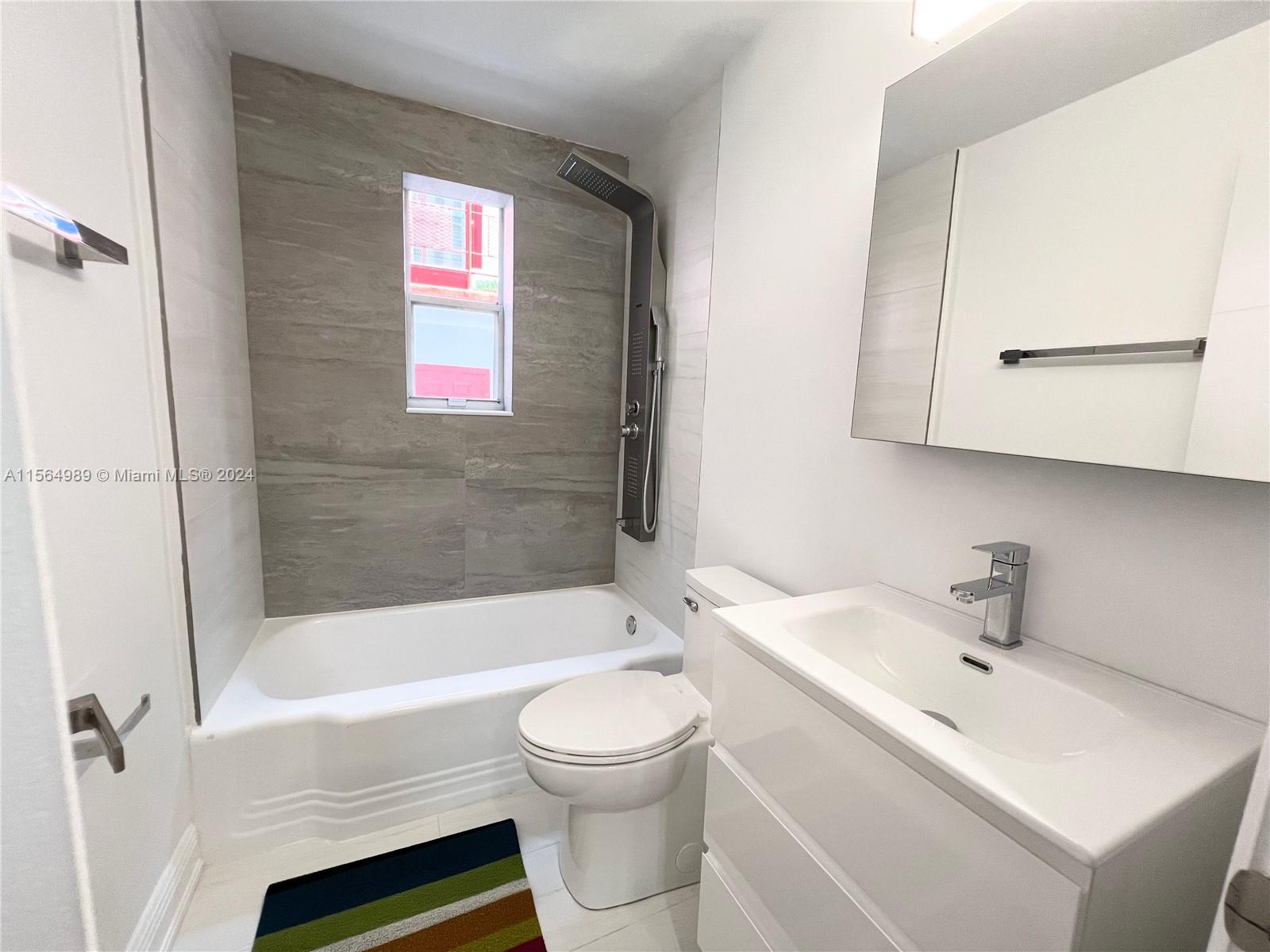 1407 Meridian Ave # 4