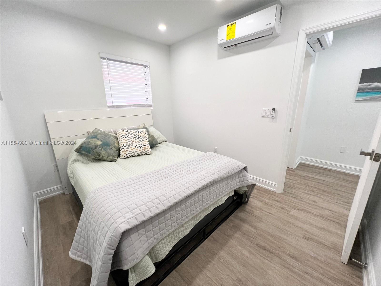 1407 Meridian Ave # 4