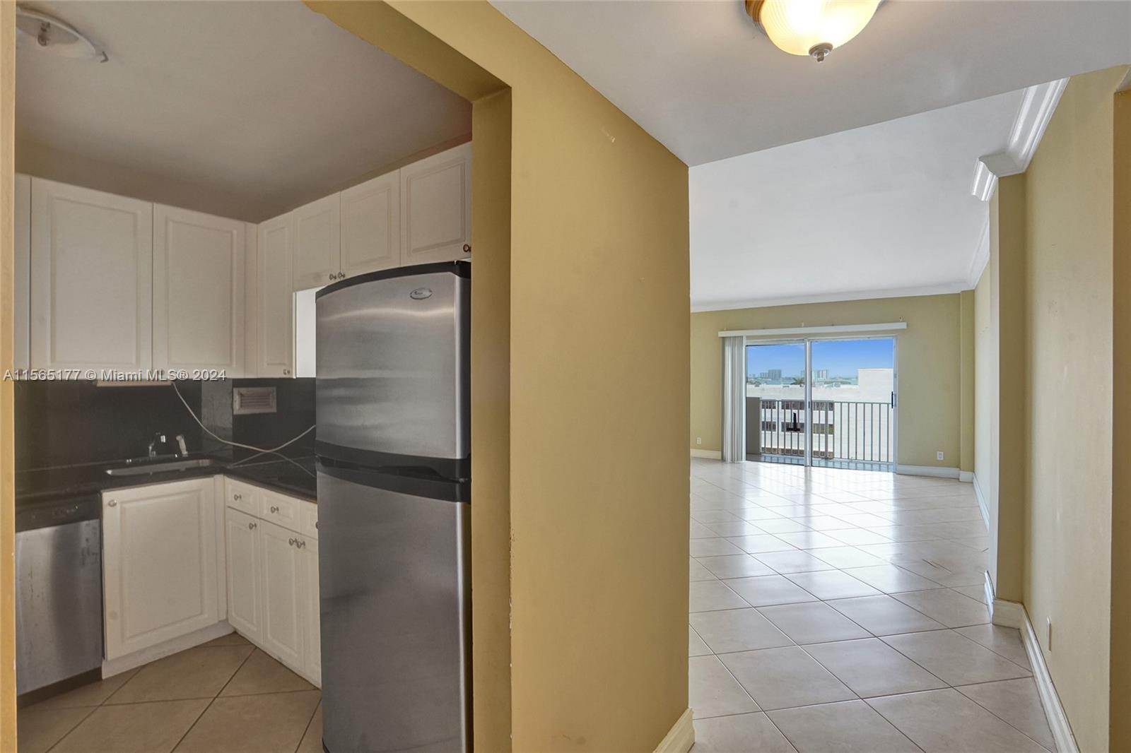 1455 N Treasure Dr # 7F