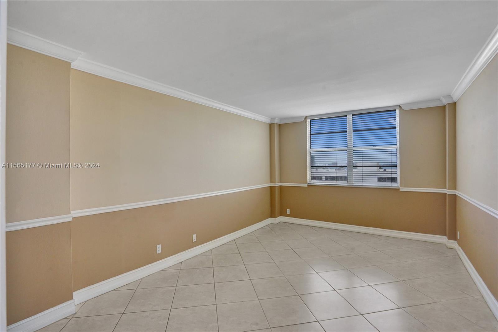 1455 N Treasure Dr # 7F