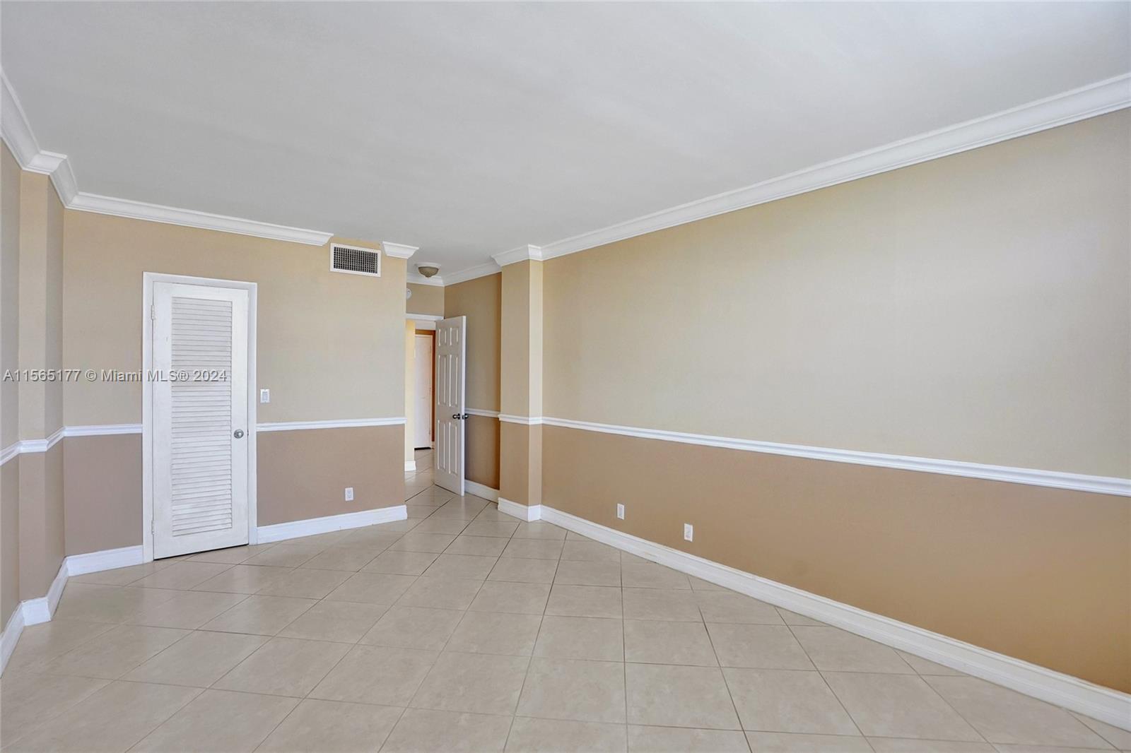 1455 N Treasure Dr # 7F