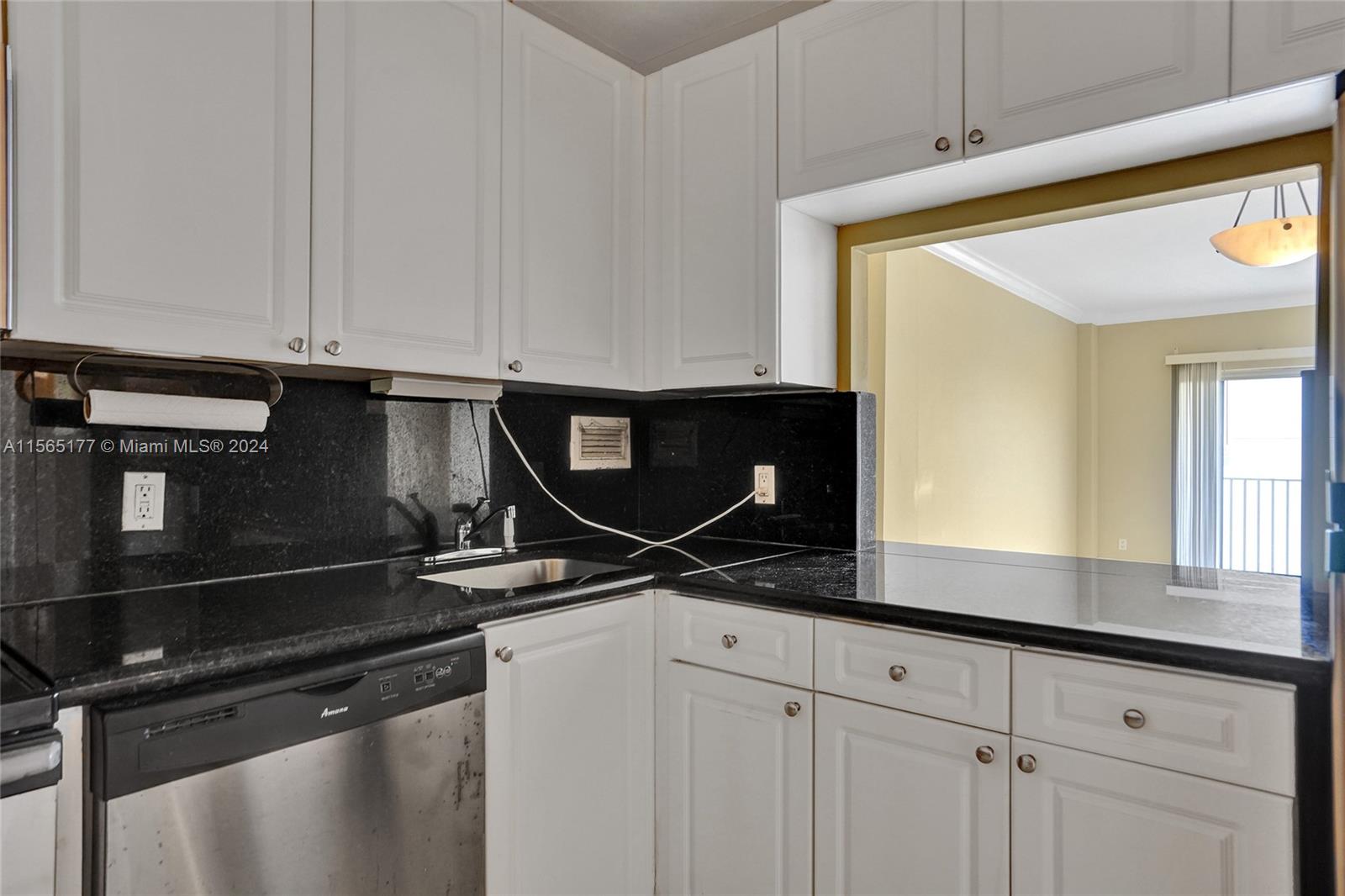 1455 N Treasure Dr # 7F