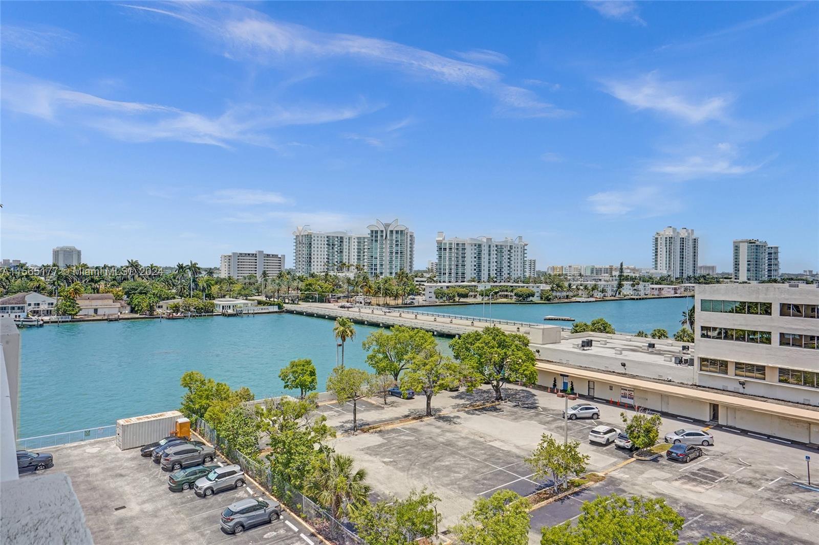 1455 N Treasure Dr # 7F