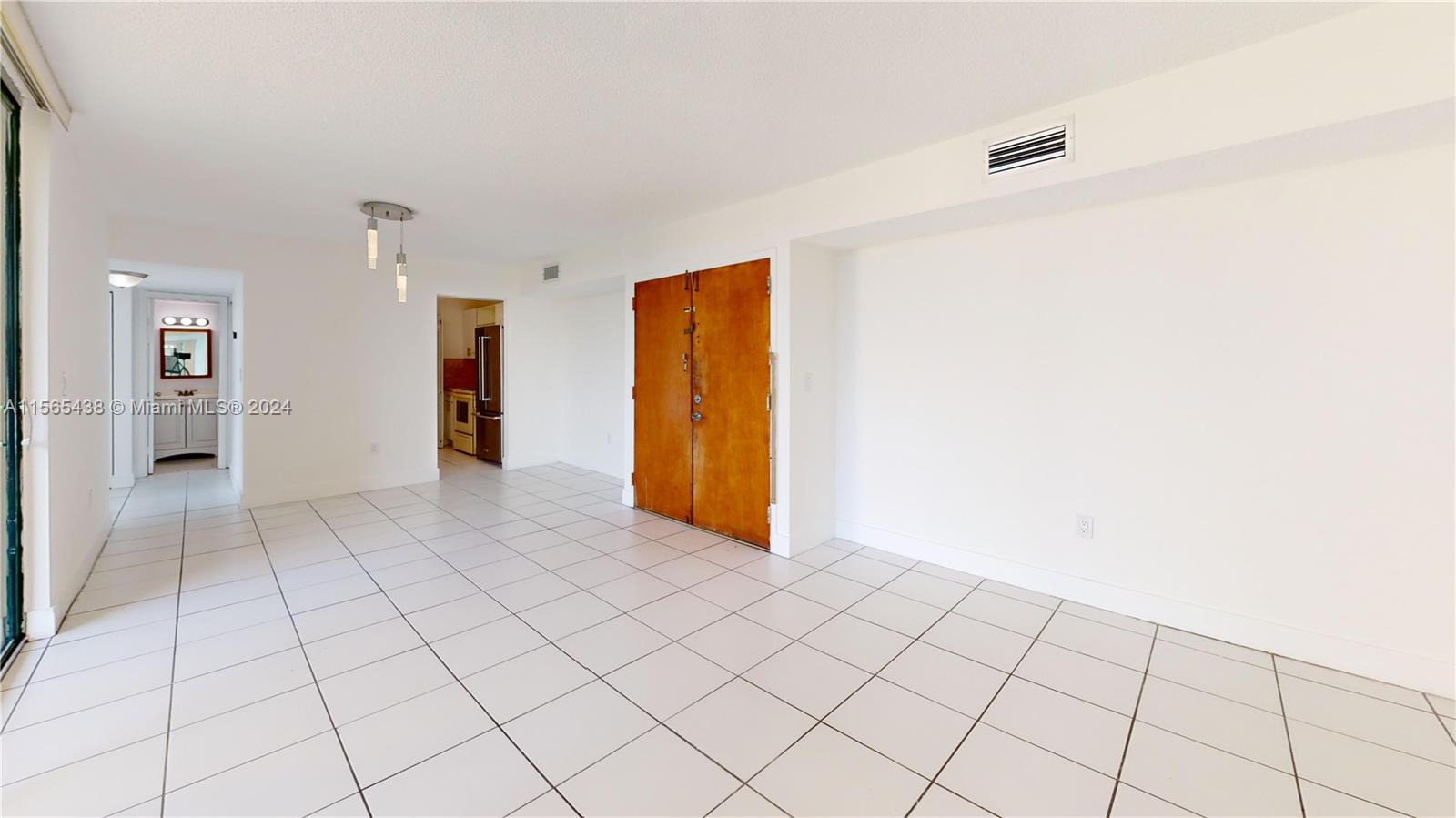 11790 SW 18th St # 3 Unit: 528-3