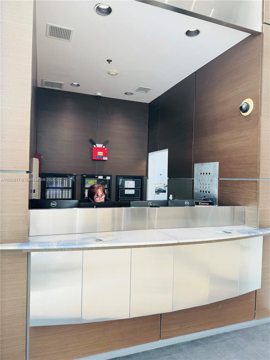 1155 Brickell Bay Dr # 2506