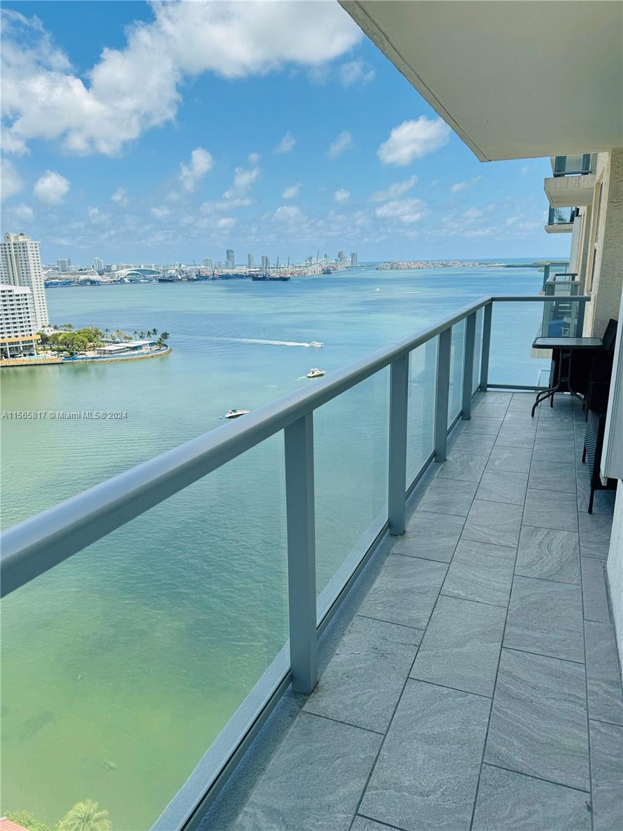 1155 Brickell Bay Dr # 2506