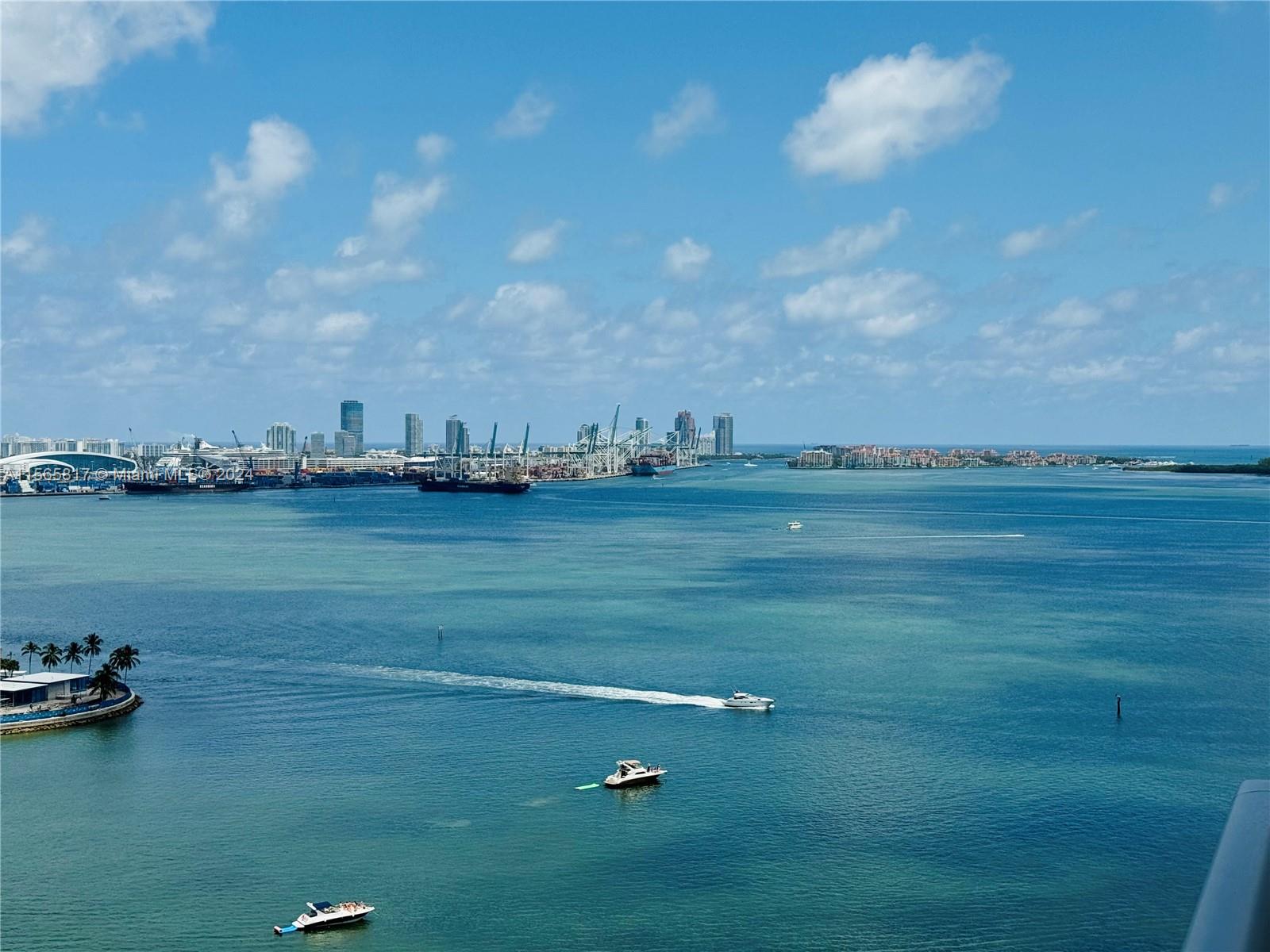1155 Brickell Bay Dr # 2506