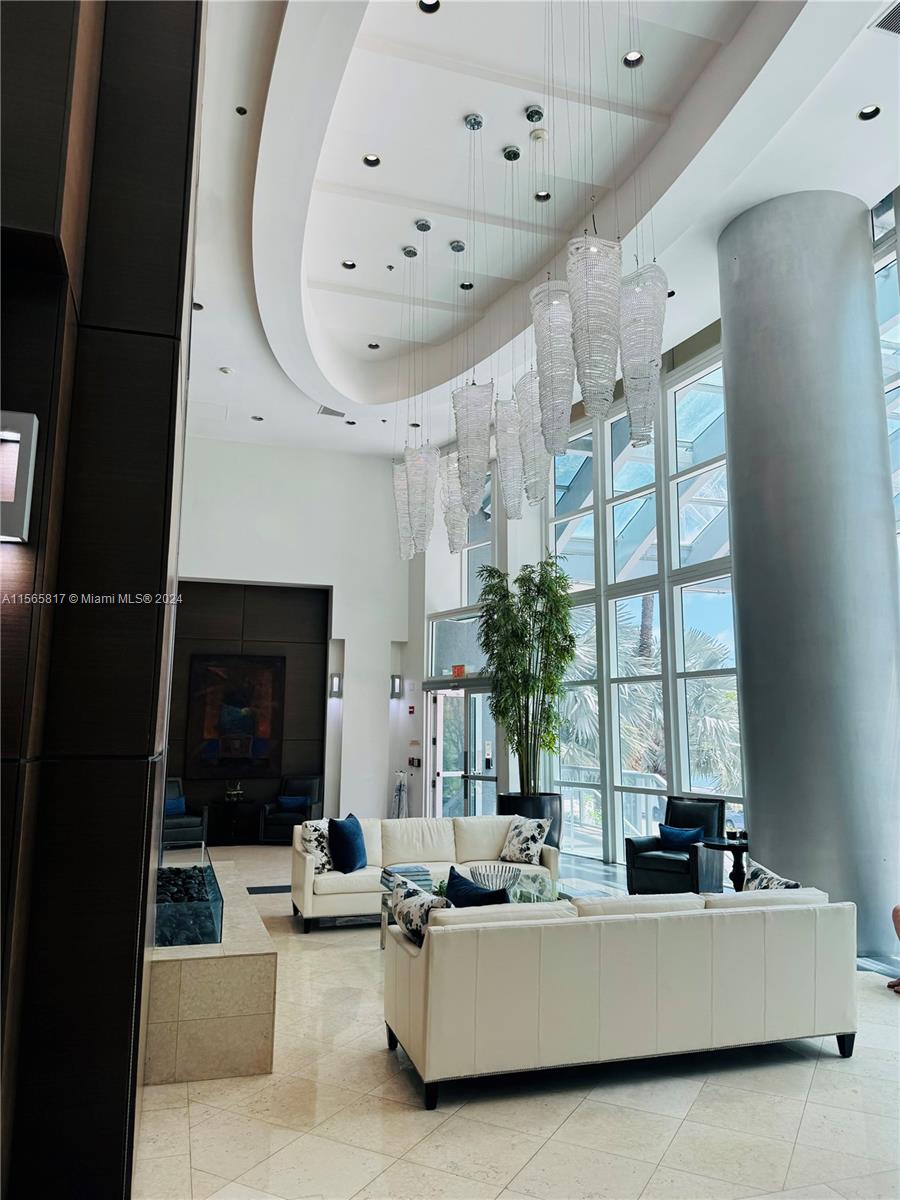 1155 Brickell Bay Dr # 2506