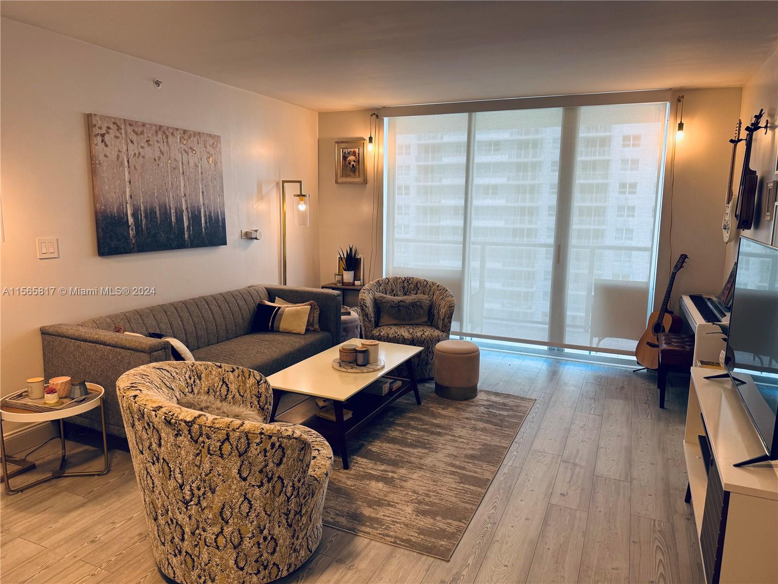 1155 Brickell Bay Dr # 2506