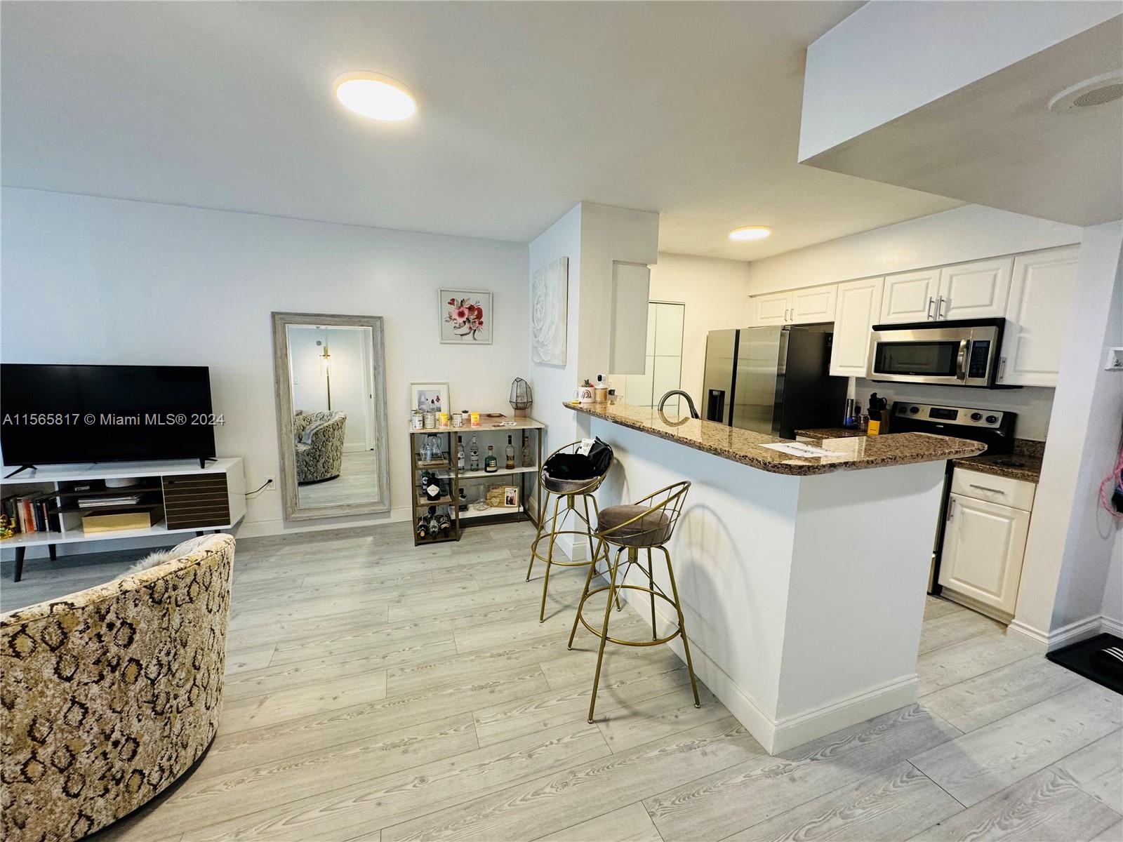 1155 Brickell Bay Dr # 2506