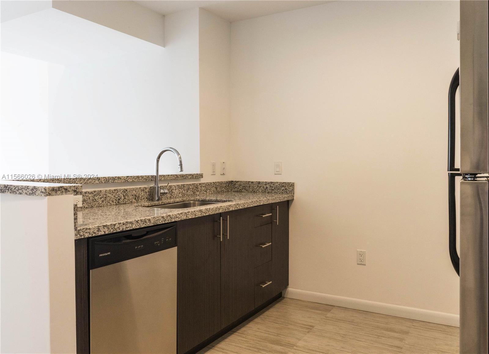 1801 SW 32nd Ave # 403