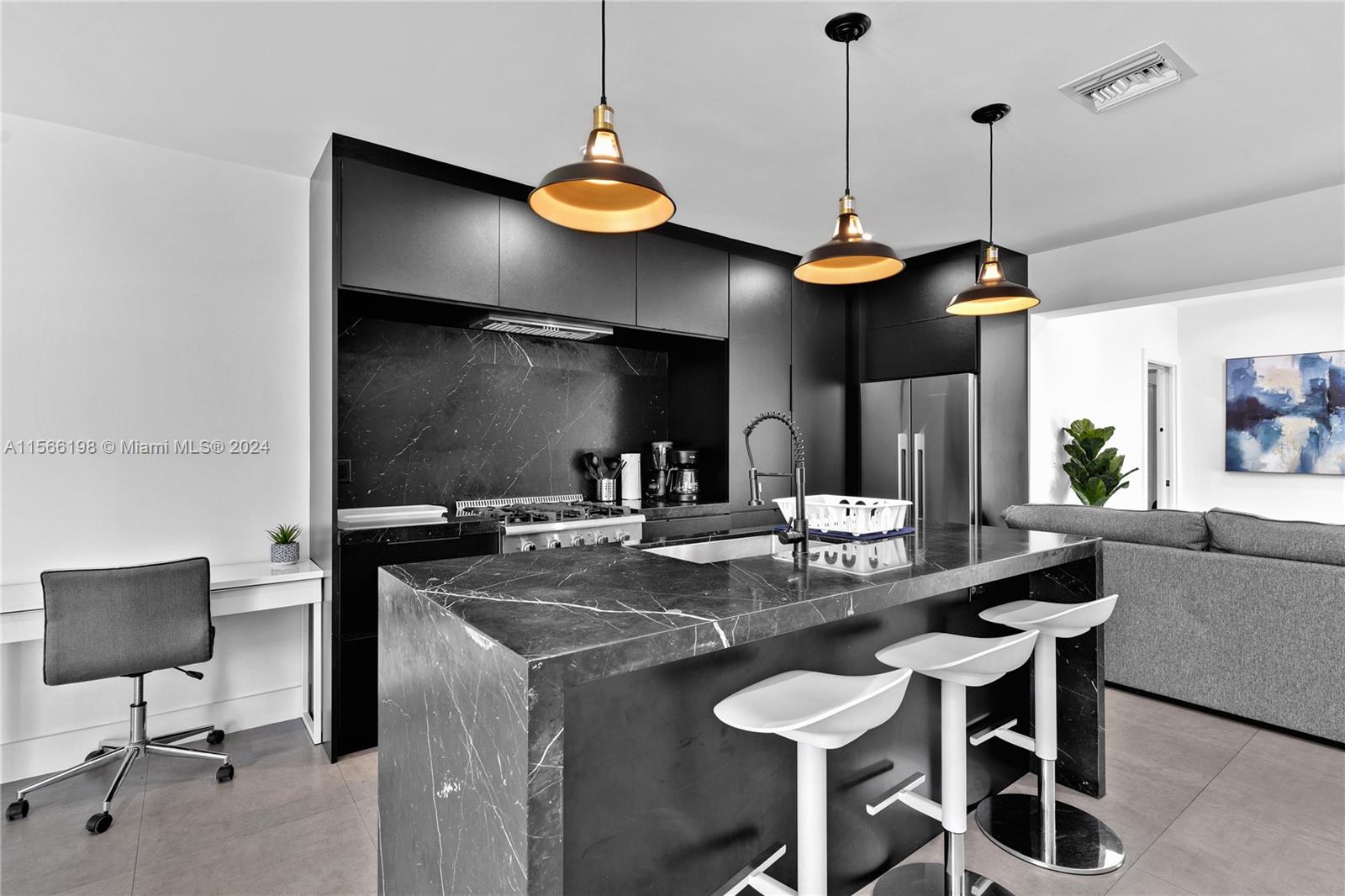 15 NW 52nd St