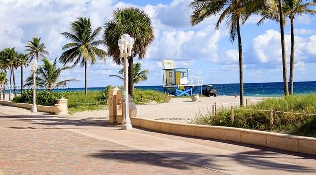 777 N Ocean DR # S519
