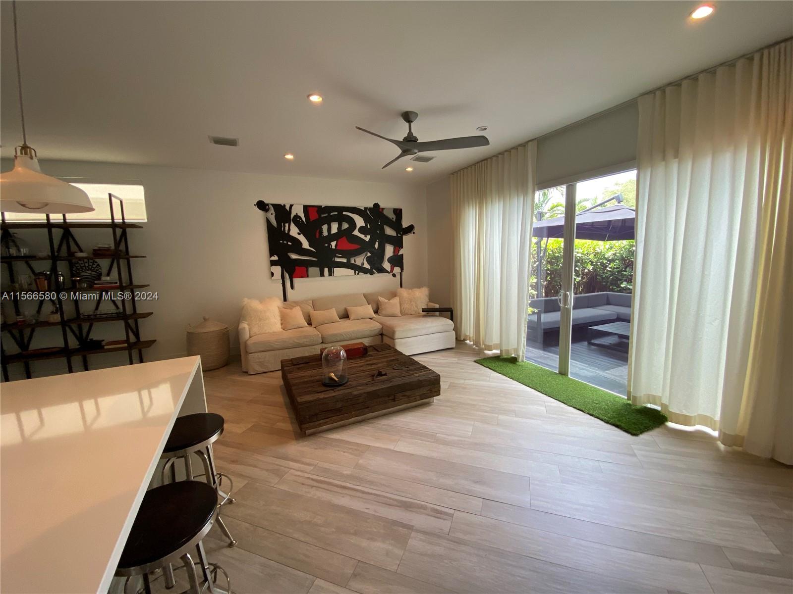 2931 SW 27th Ter # 2931