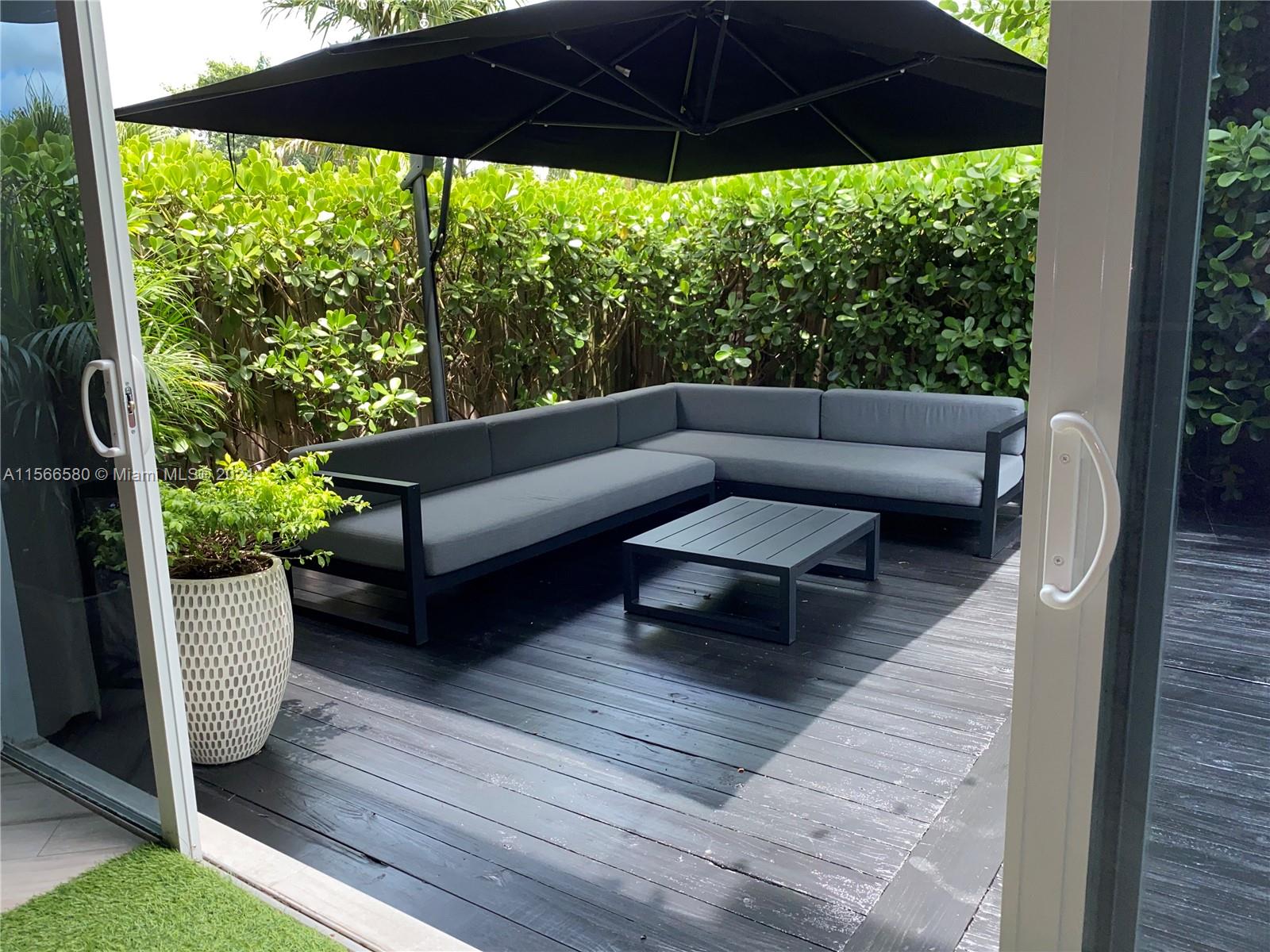 2931 SW 27th Ter # 2931