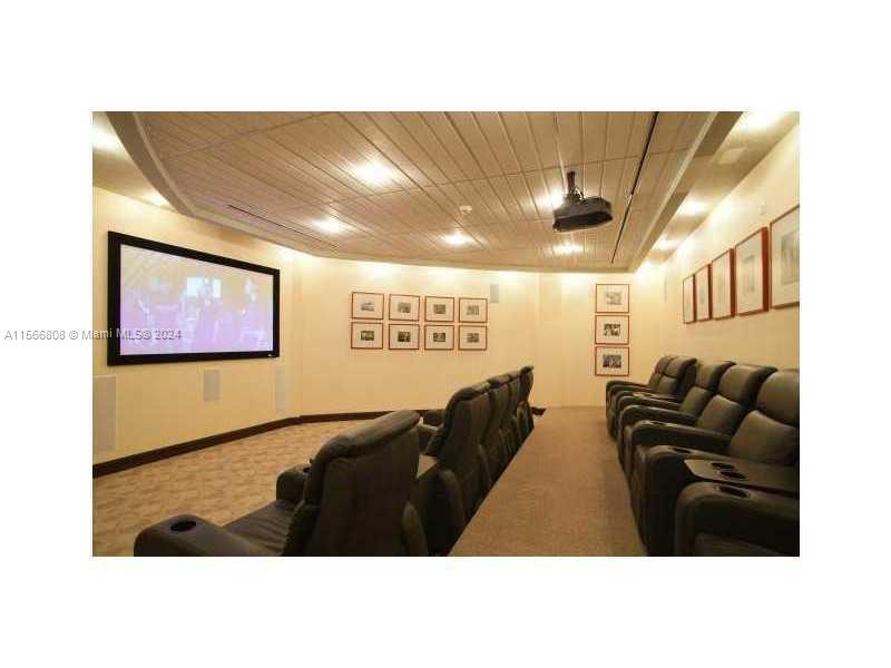 253 NE 2nd St # 4207