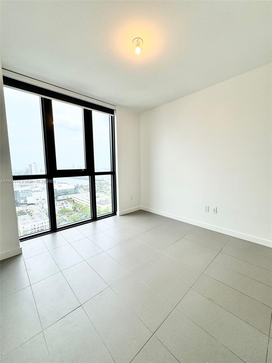 1600 NE 1st Ave # 2406