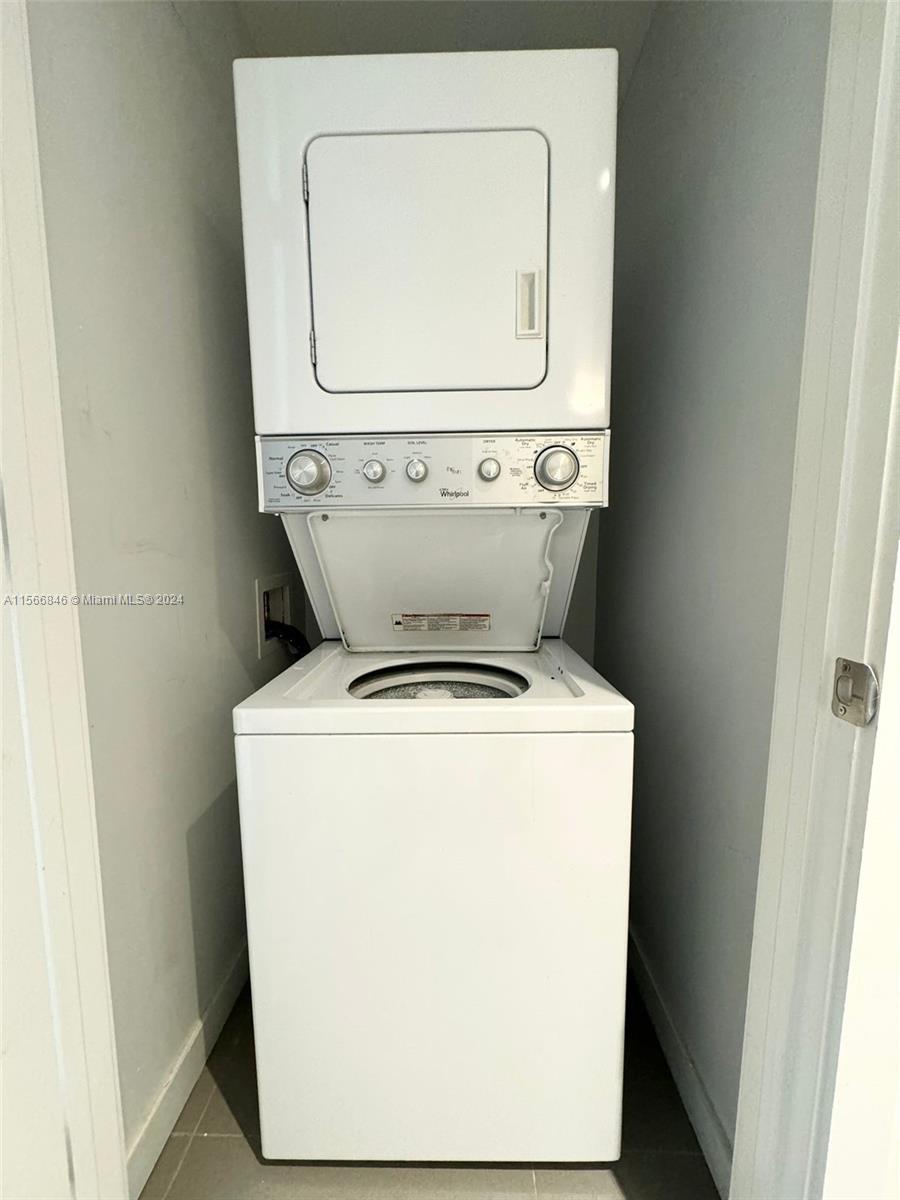 1600 NE 1st Ave # 2406