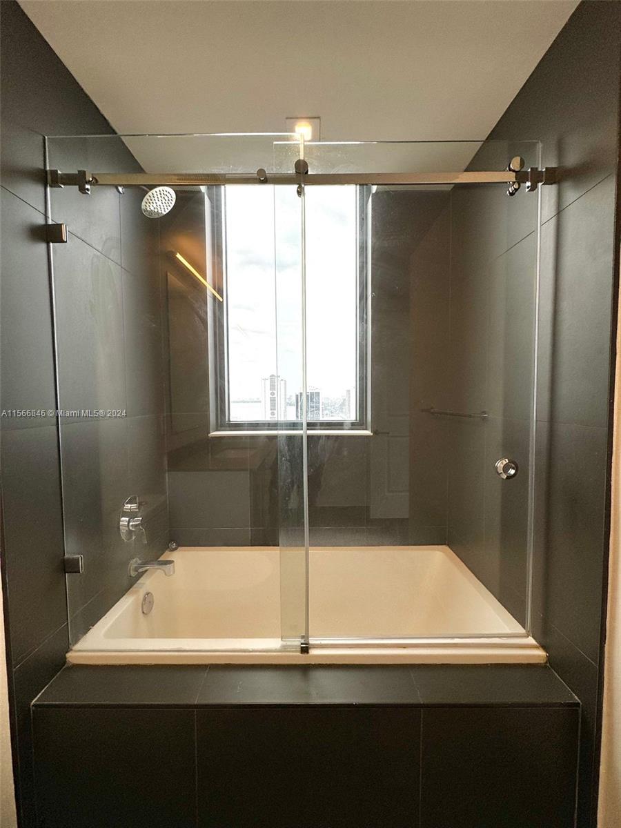 1600 NE 1st Ave # 2406