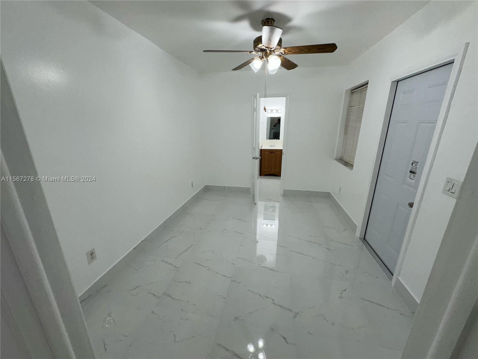 19331 SW 116th Ave Unit: Efficiency