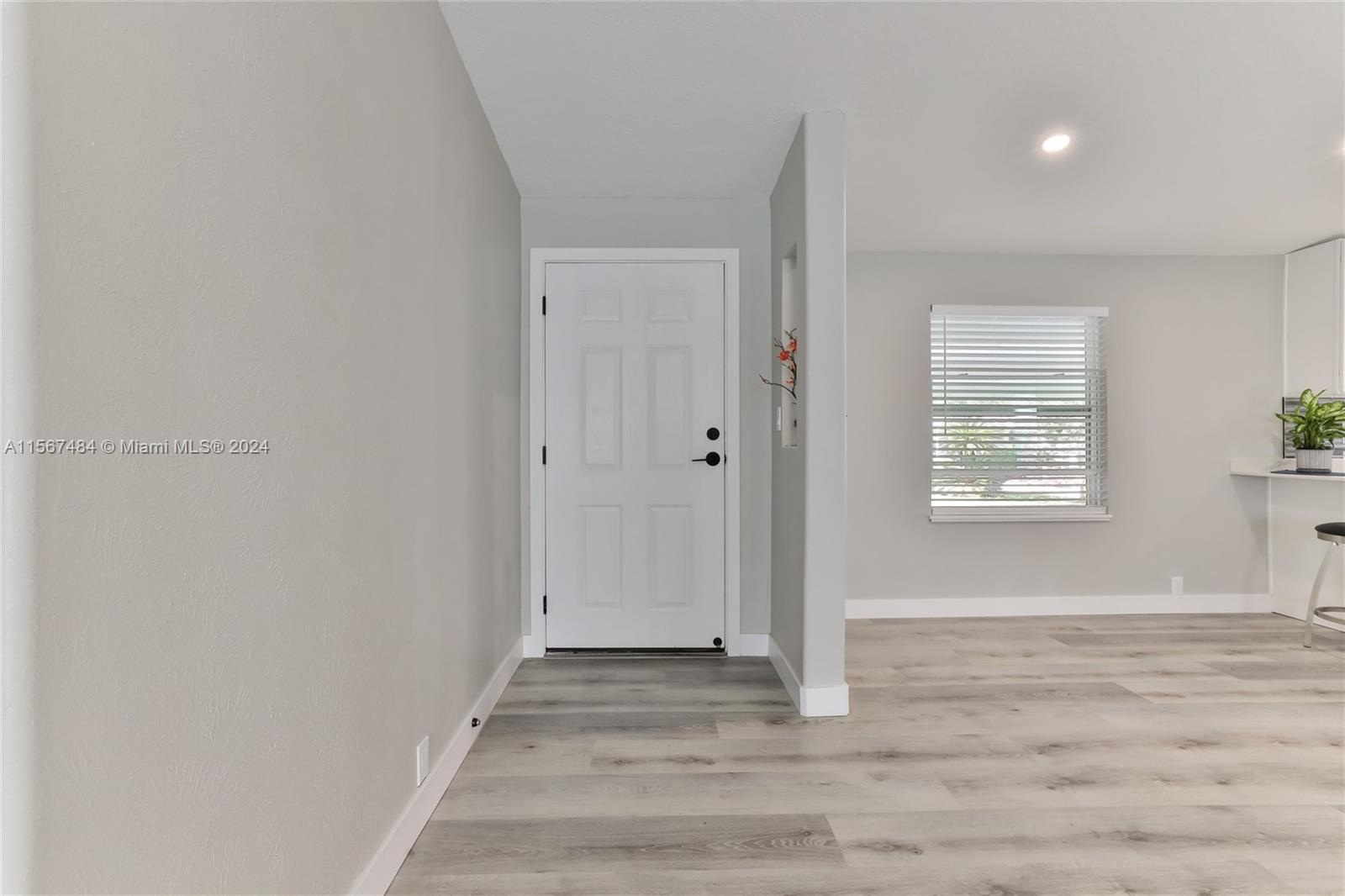 508 Halyard Circle