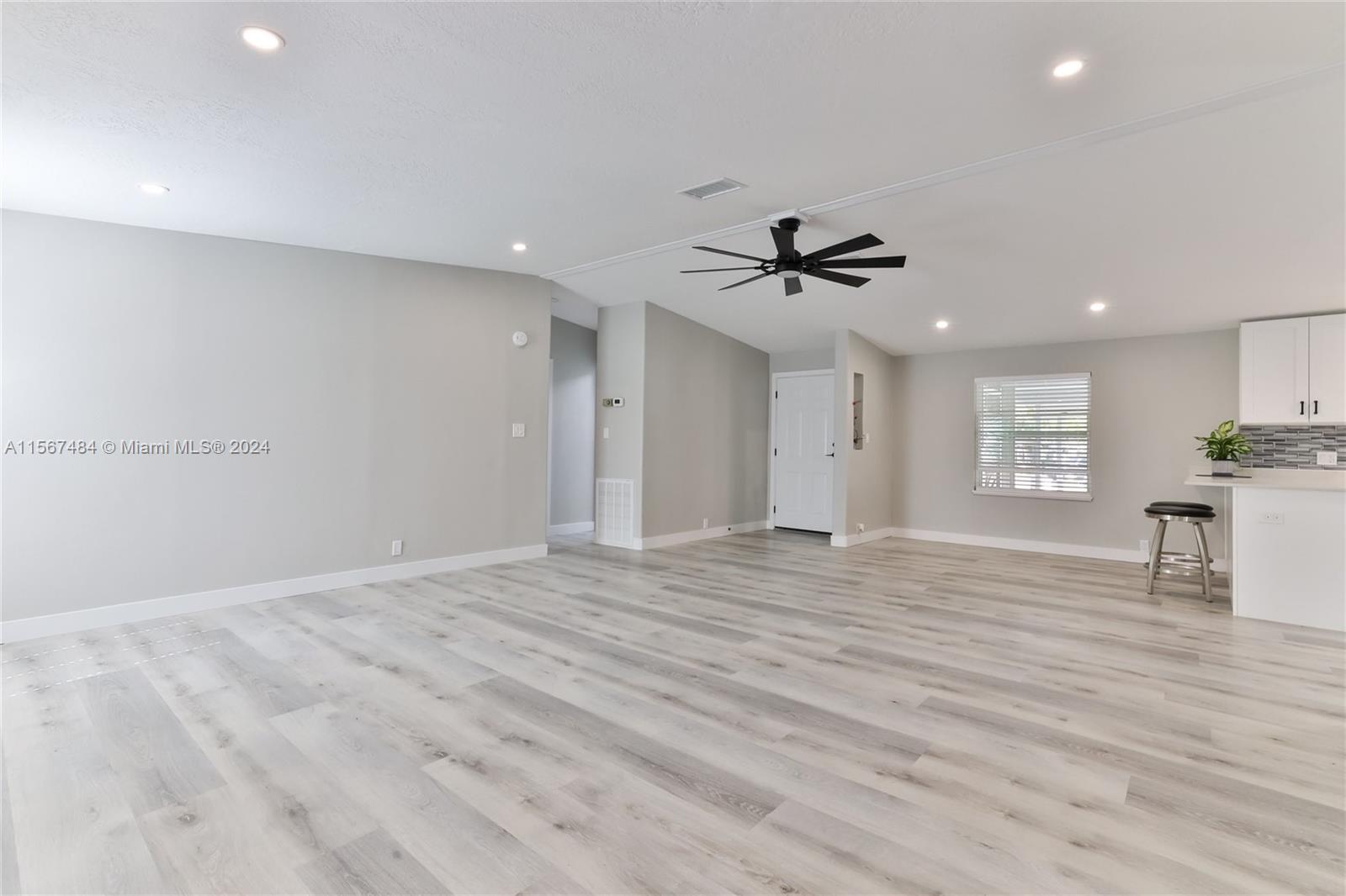 508 Halyard Circle