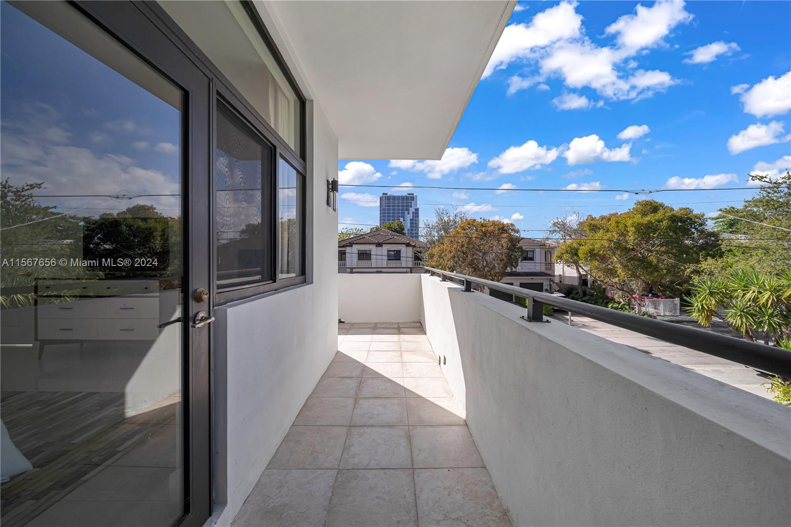 3443 Shipping Ave # 3443