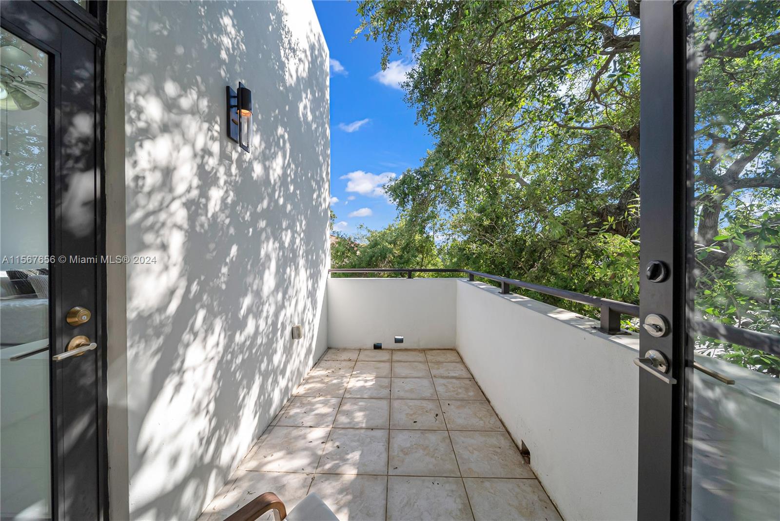3443 Shipping Ave # 3443