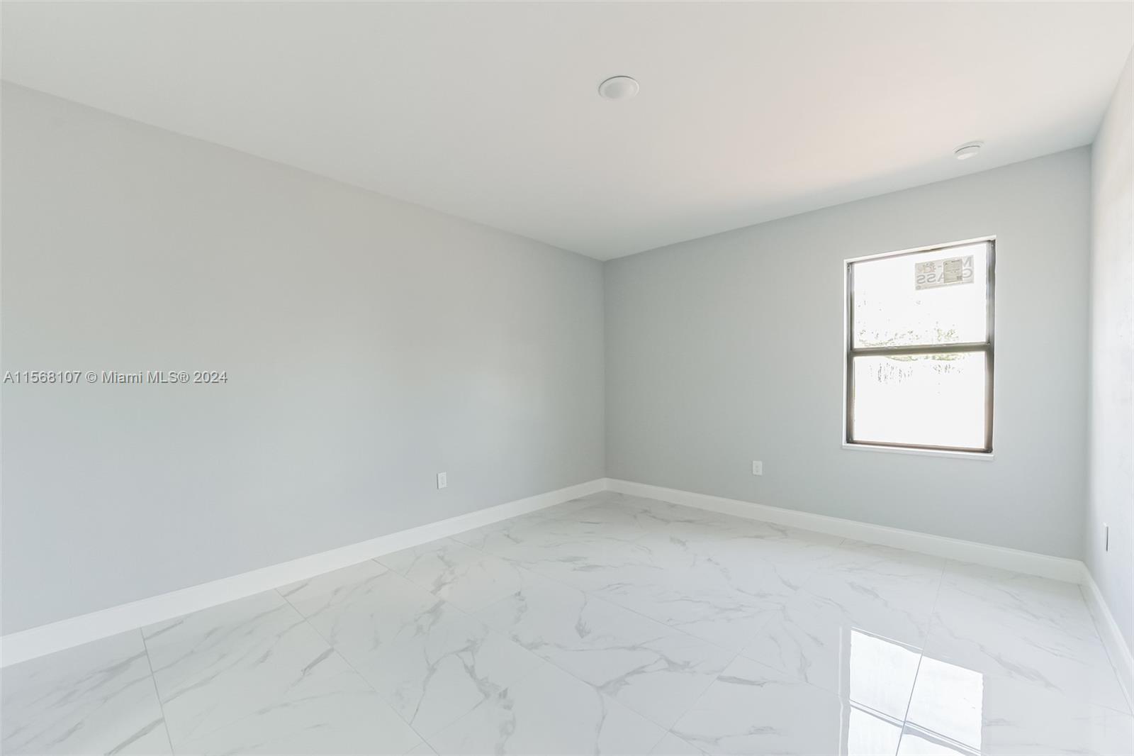 636 Eisenhower Blvd