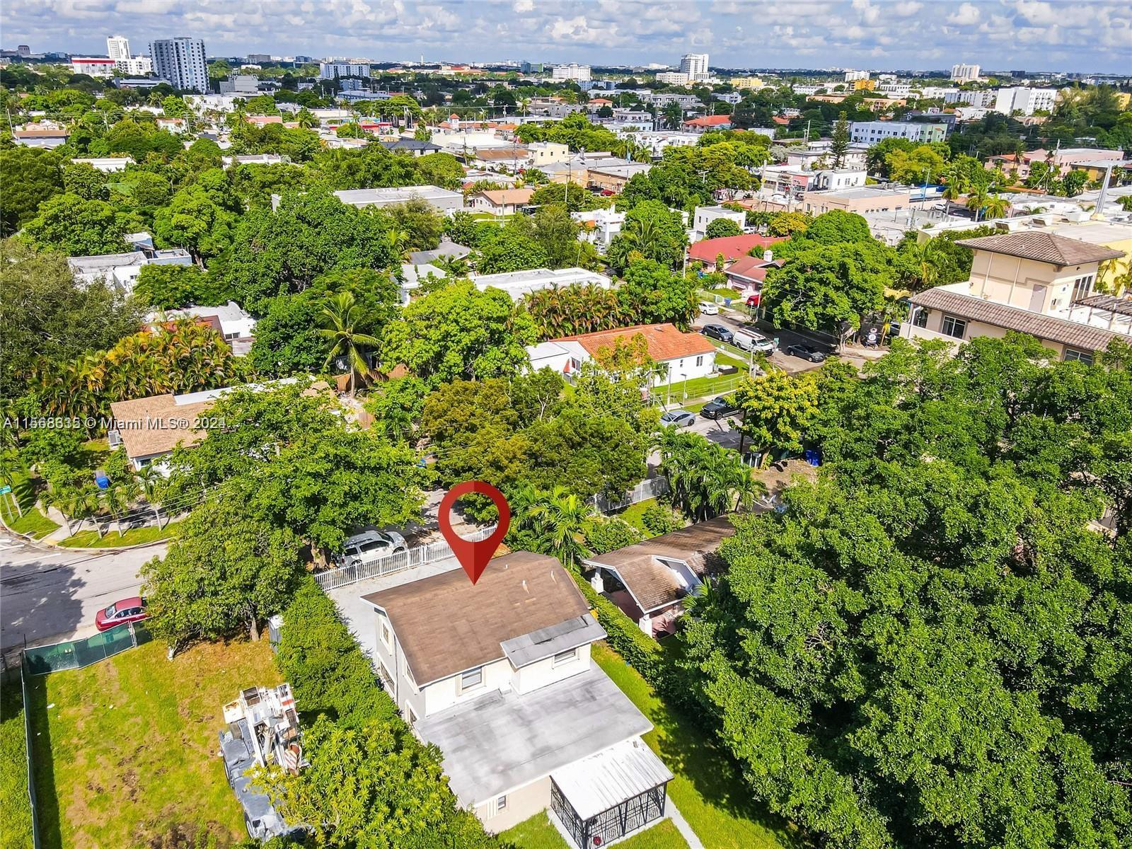 927 SW 15th Ave