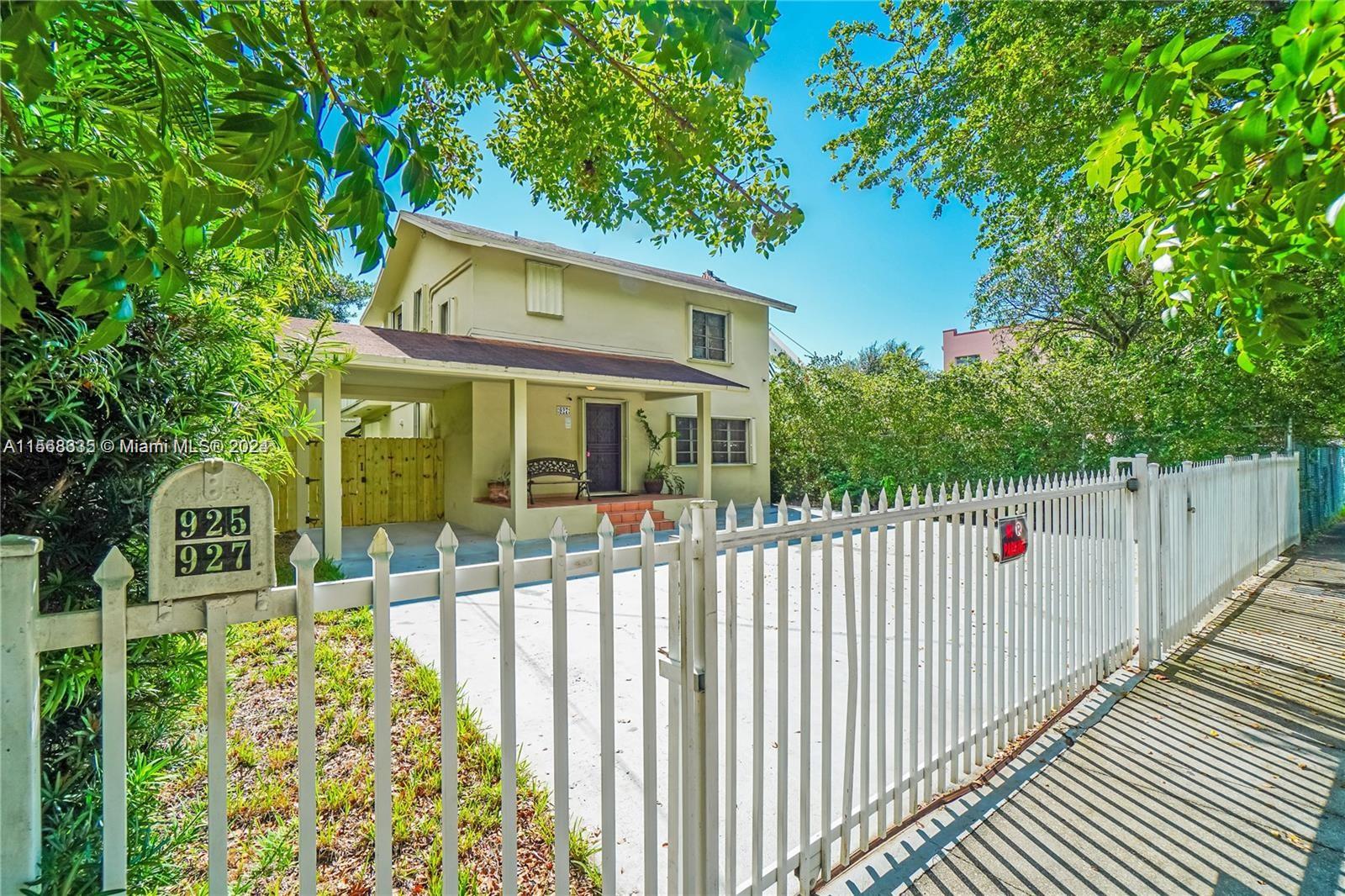 927 SW 15th Ave