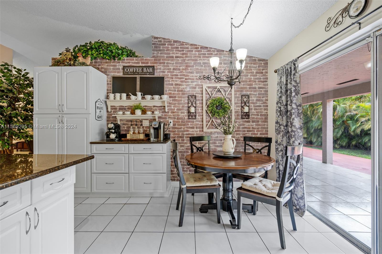13320 SW 17th Ct