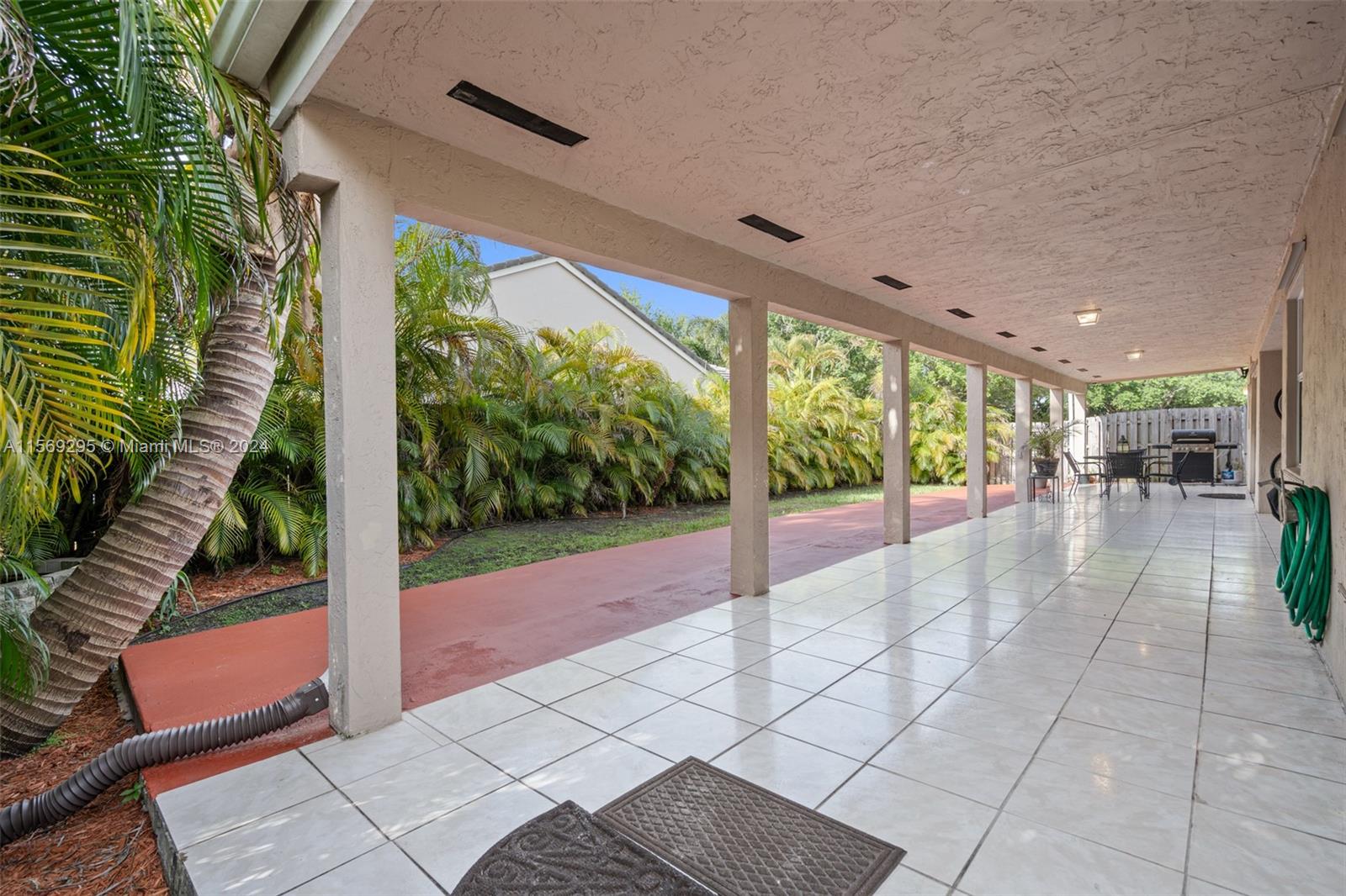 13320 SW 17th Ct