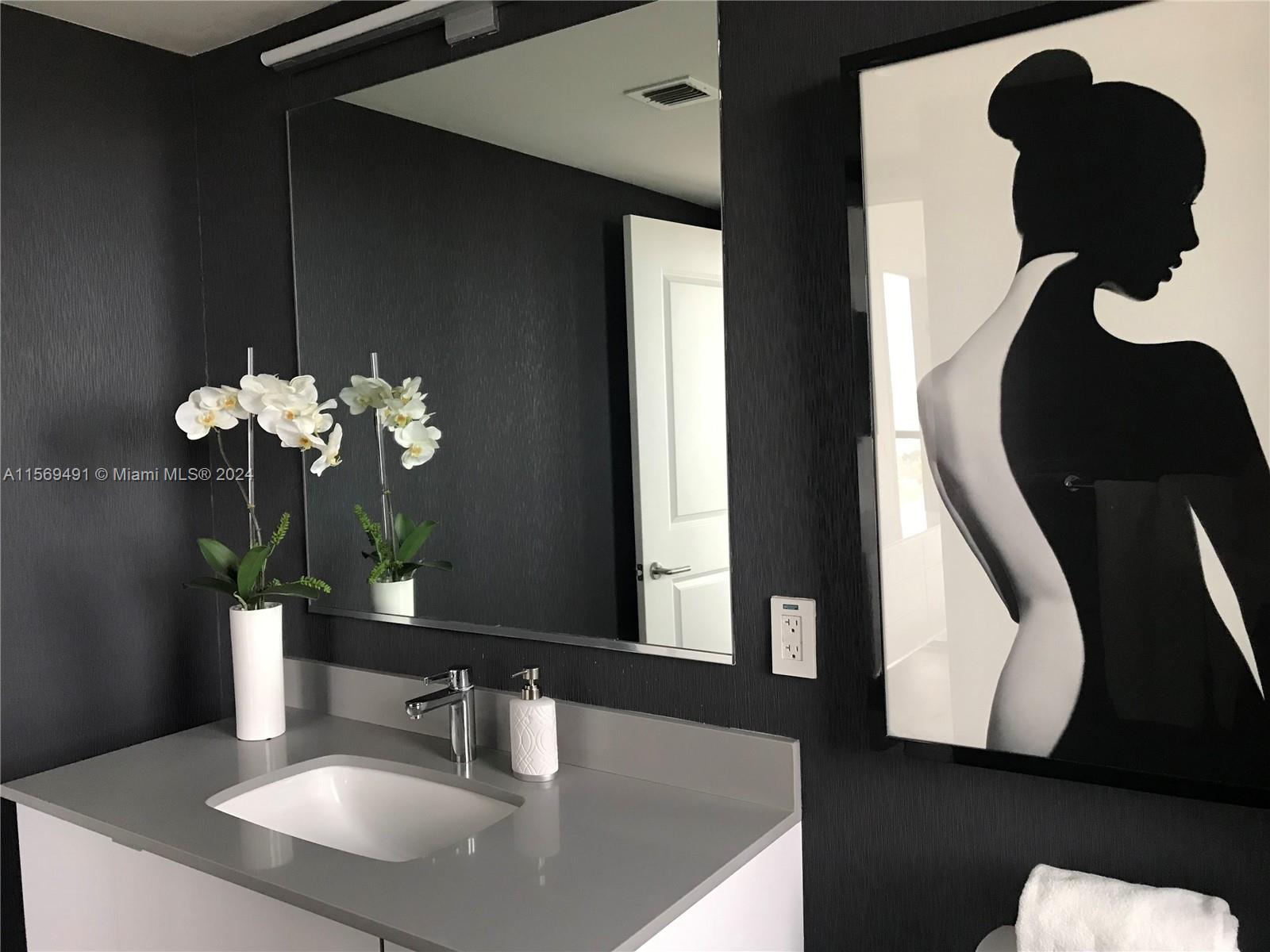 1600 NE 1st Ave # 2616