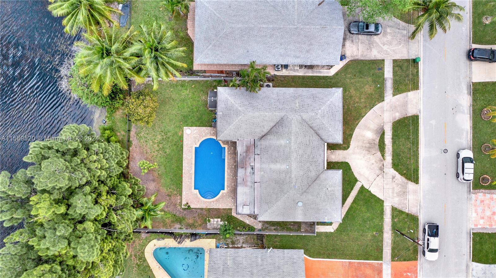 6535 NW 11th St