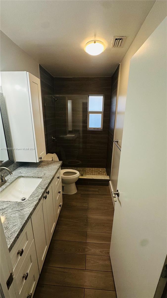 3055 NW 13th St Unit: .