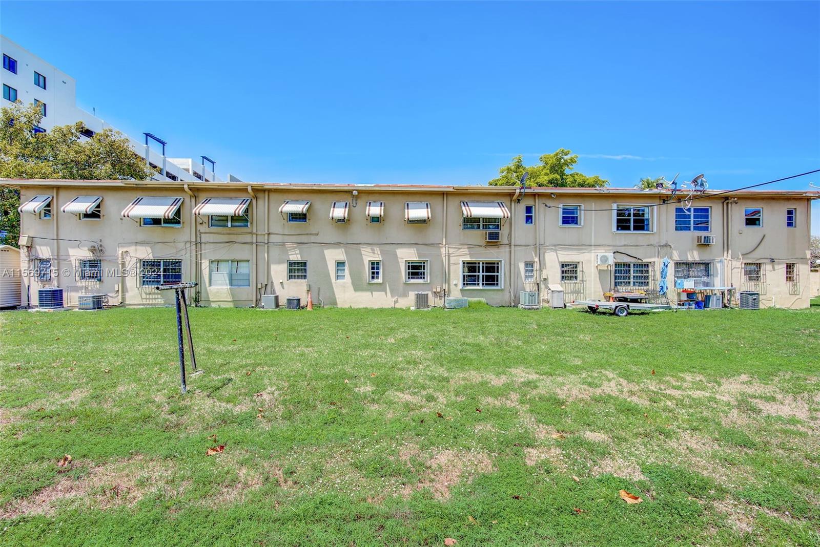 291 E 4th Ave # 3