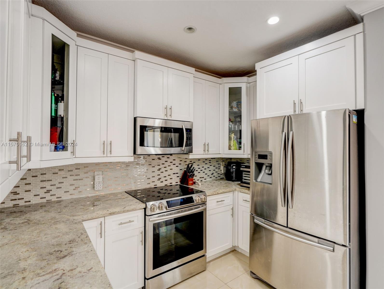 3123 NW 101st Place