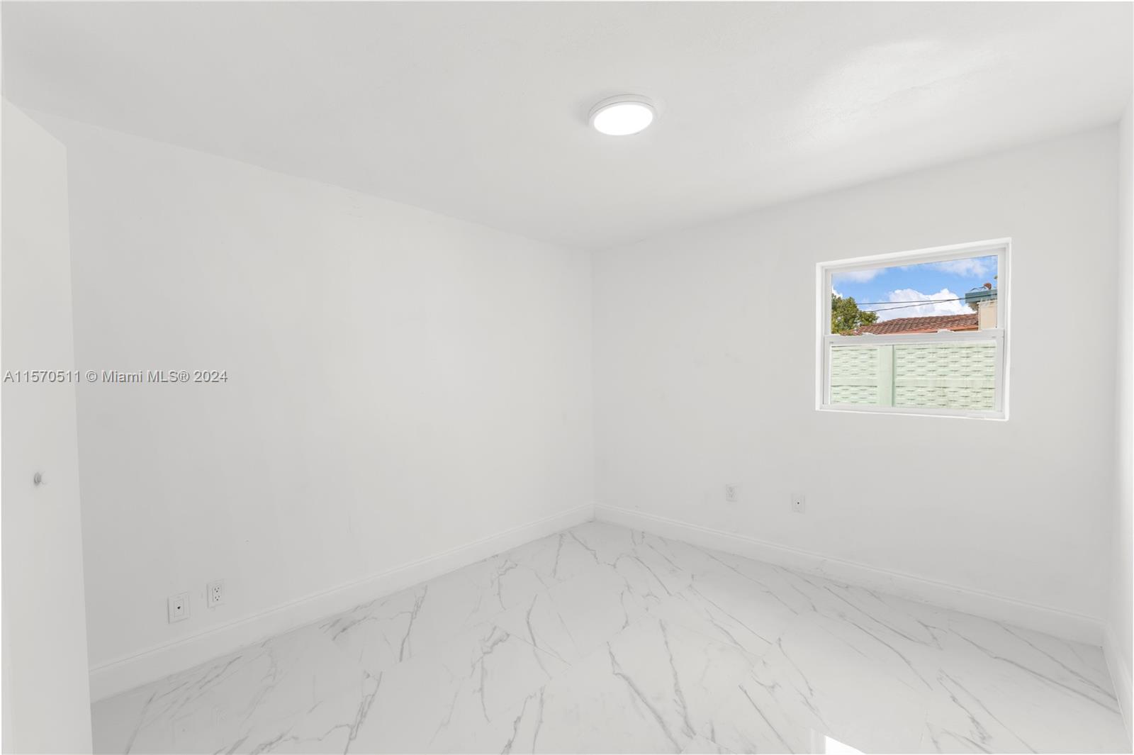 9900 SW 45th St