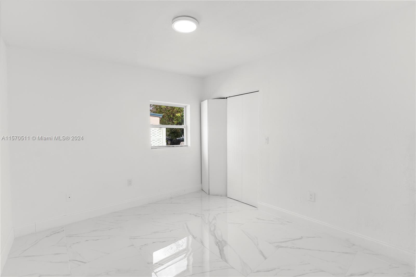 9900 SW 45th St
