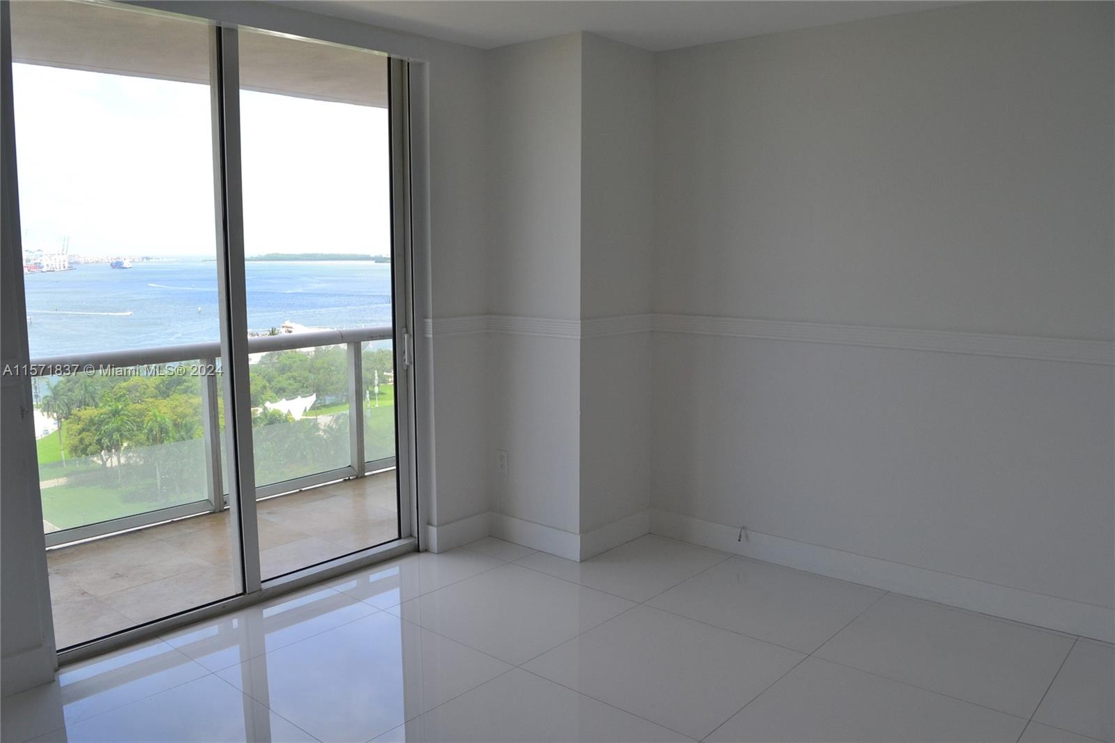 50 Biscayne Blvd # 1408