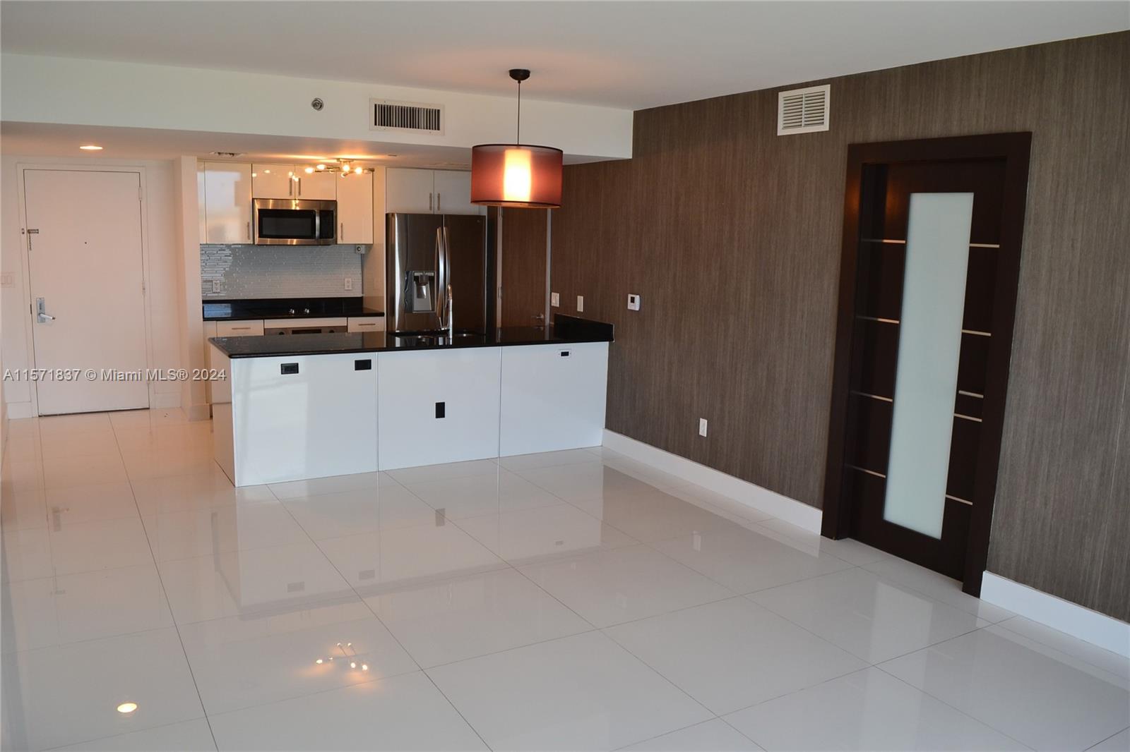 50 Biscayne Blvd # 1408