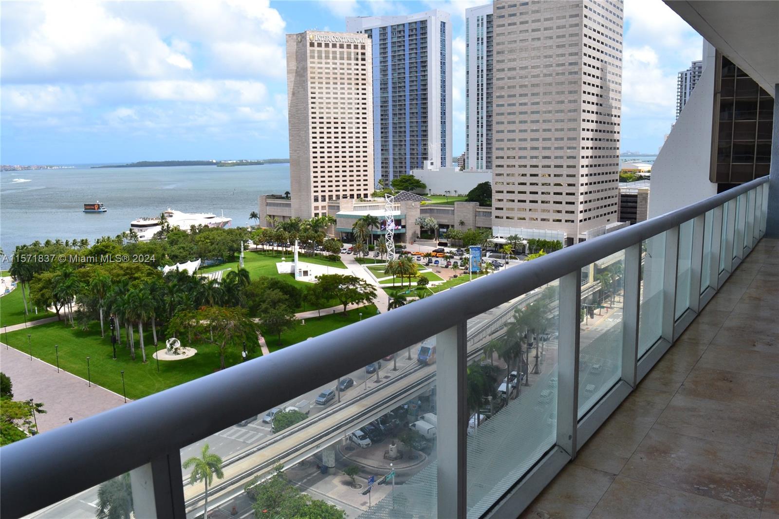 50 Biscayne Blvd # 1408