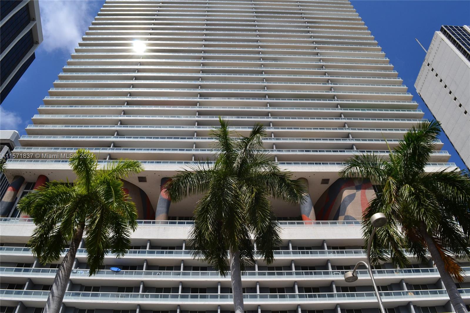 50 Biscayne Blvd # 1408